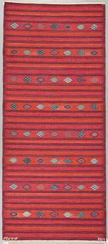 A CARPET, "Bärmatta, Docenten", flat weave, ca 210 x 91 cm, signed AB MMF BN.