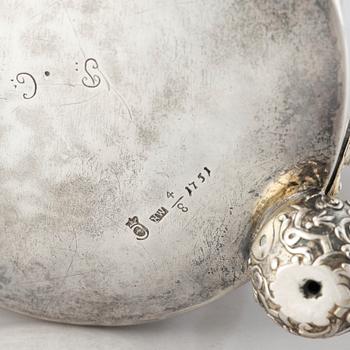 Niclas Warneck, dryckeskanna, silver, Karlstad 1751.