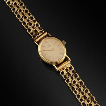 DAMARMBANDSUR, 18 K guld, Omega, omkring 1900-talets mitt. Total vikt 20 g.
