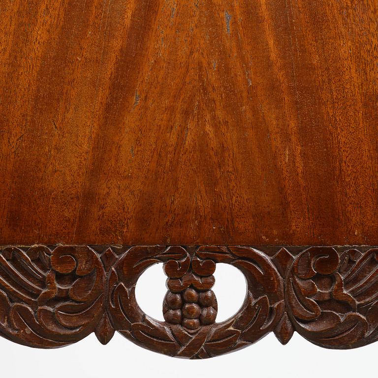 A pair of Baltic / Russian mahogany Empire armchairs, first part 19th century.