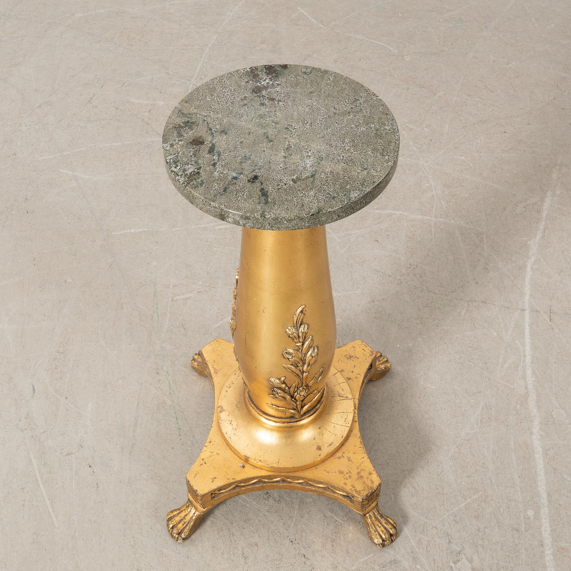 Pedestal, first half of the 20th century.