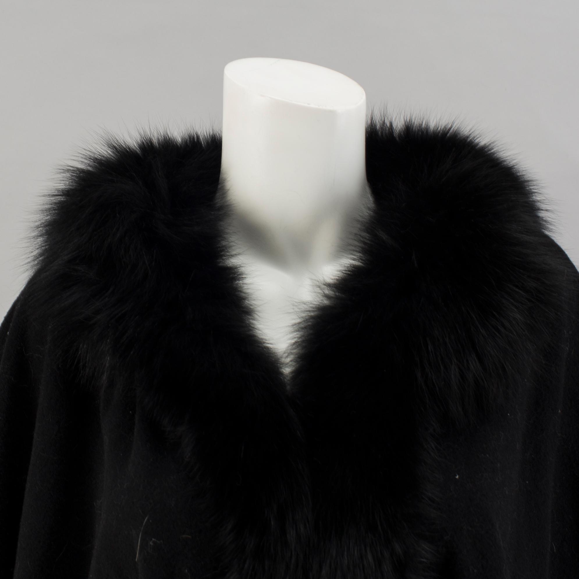 A cape from HPI of Sweden.