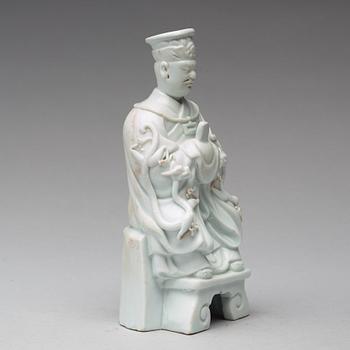 DAOISTISK DIGNITÄR, blanc de chine. Qingdynastin.