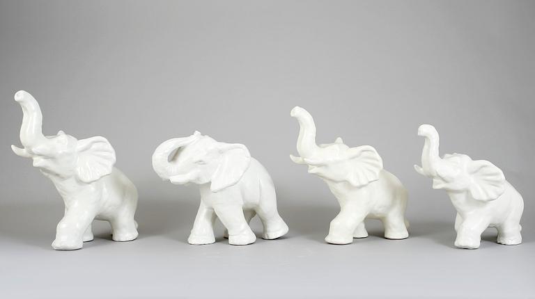 FIGURINER, 9 st, lergods, Vicke Lindstrand, Upsala-Ekeby.