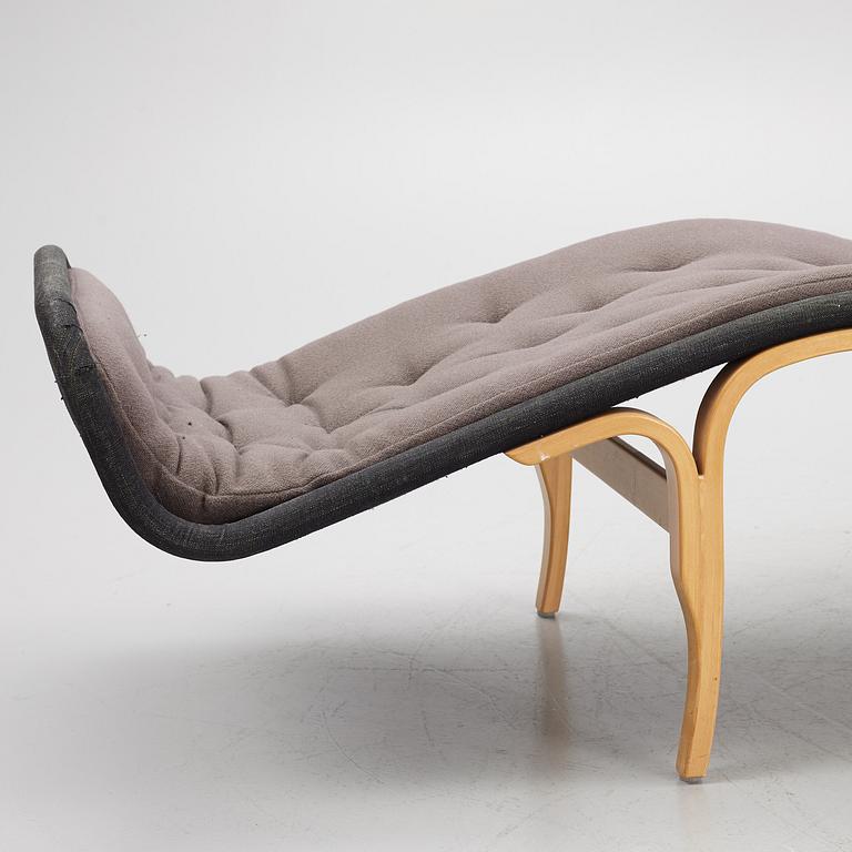 Bruno Mathsson, a 'Pernilla 3' recliner, Dux, second half of the 20th Century.