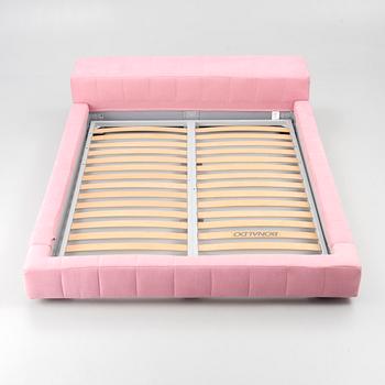 Giuseppe Viganò, a "Squaring" bed, Bonaldo, Italy.