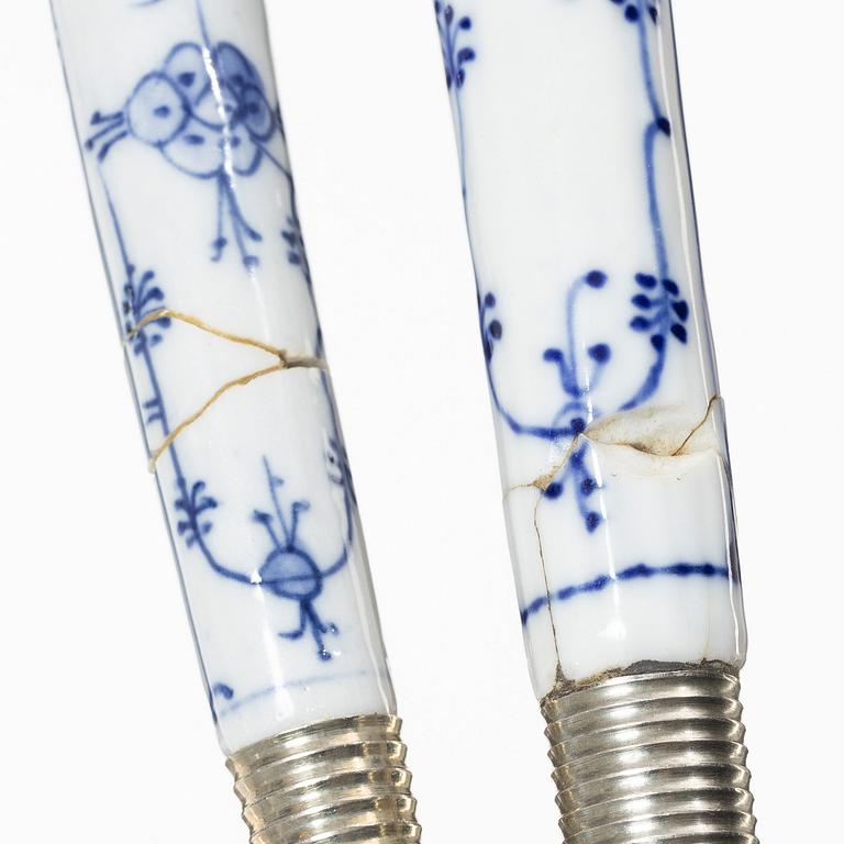 Bestickservisdelar, 37 st, silver samt porslin, "Musselmalet" och rostfritt stål,  bl.a. P. Hertz, Danmark 1926.