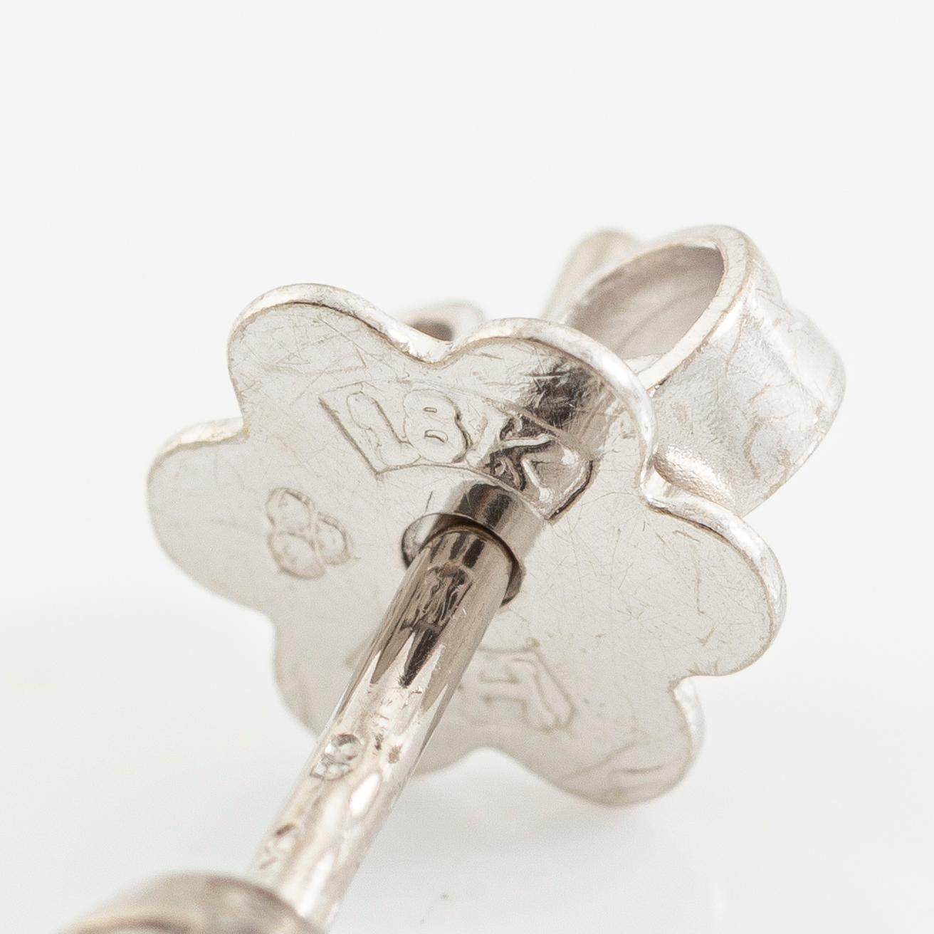 Earrings, Strömdahls, 18K white gold with round brilliant-cut diamonds, total approx. 0.38 ct.