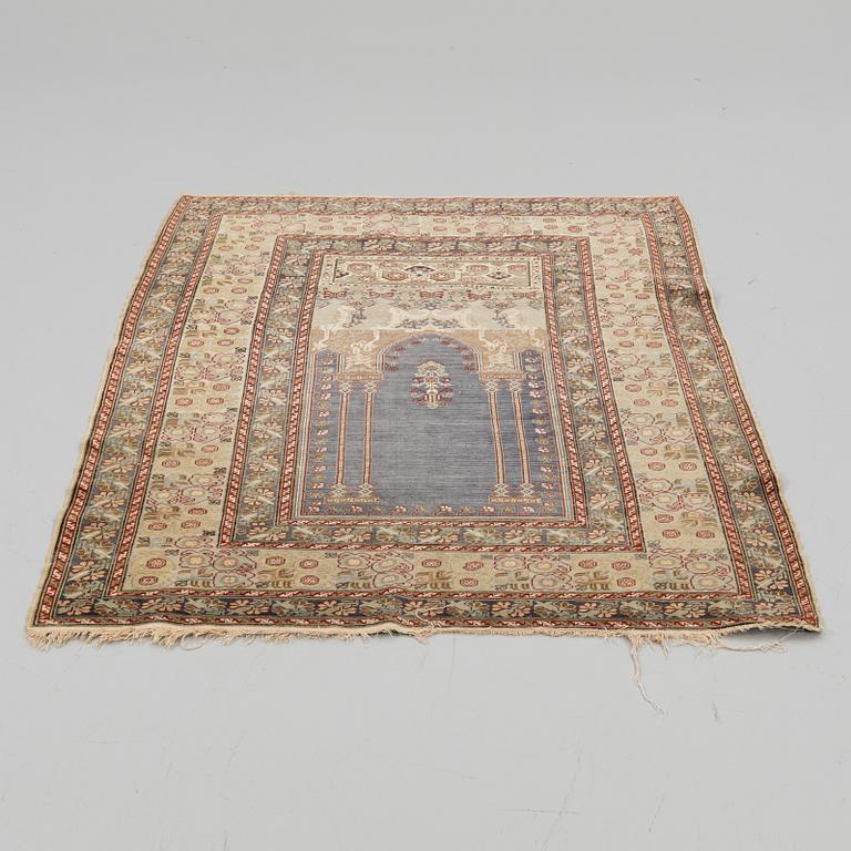 Carpet, oriental, silk, 175 x 125 cm.