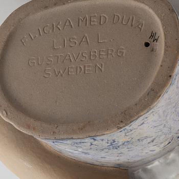 Lisa Larson, skulptur, stengods, "Flicka med duva", Gustavsberg.