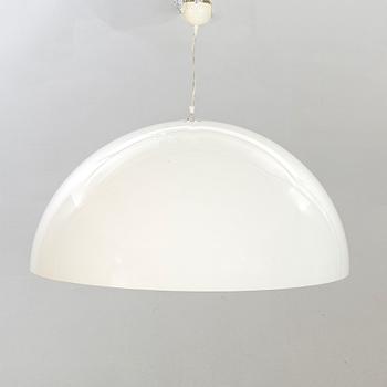 Vico Magistretti,  Sonora 490 ceiling pendat from Oluce.