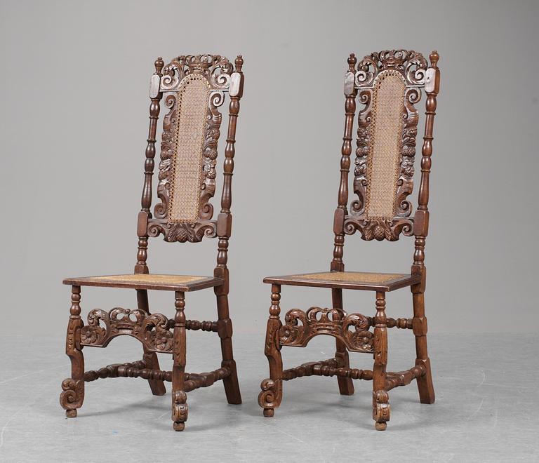 STOLAR, två stycken snarlika, sk "Crown chairs". Svensk barock.