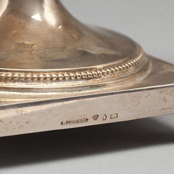 SKÅL PÅ FOT, silver, gustaviansk stil, K Andersson, troligen 1923. Total vikt ca 200 g.