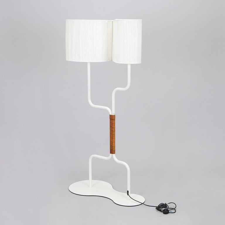 Anna Kraitz, lattiavalaisin "Anna's Golvlampa" Bsweden, Ruotsi.