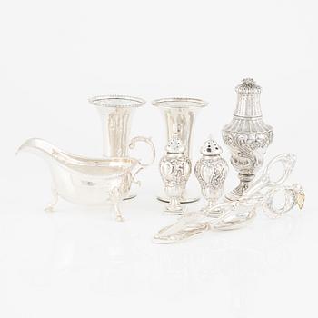 Vases 2 pcs, shakers 3 pcs, creamer, tongs, and spoon, silver.