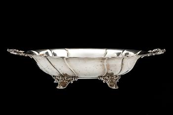 SKÅL, silver. K.C. Hermann, Köpenhamn 1911.
Vikt 490 g.