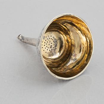 A Swedish parcel-gilt silver wine funnel, mark of Adolf Zethelius, Stockholm 1830.