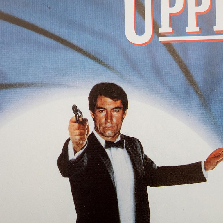Filmaffisch James Bond "Isklallt uppdrag ( The Living Daylights)" 1987 Svensk förstautgåva.
