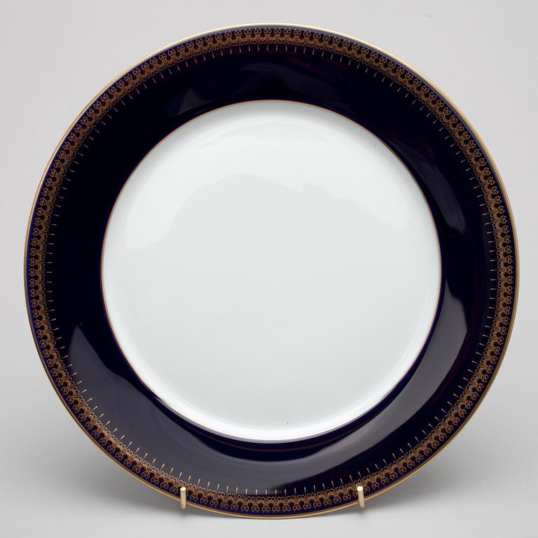 KAFFESERVIS, för 14, porslin, "Romanov" Golden Collection. 1900-talets slut.