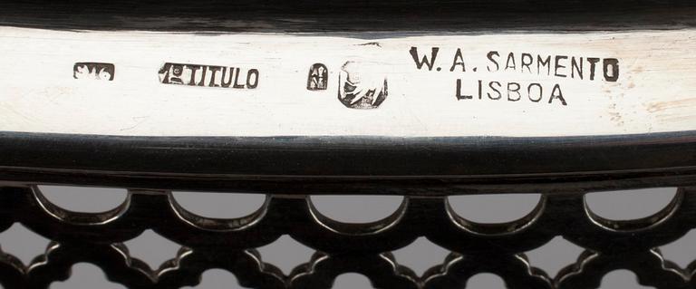 MALJA, hopeaa 916, leimattu Porto sekä W.A. Sormento Lisboa. Portugali 1.1.1938 jälkeen. Paino 277 g.