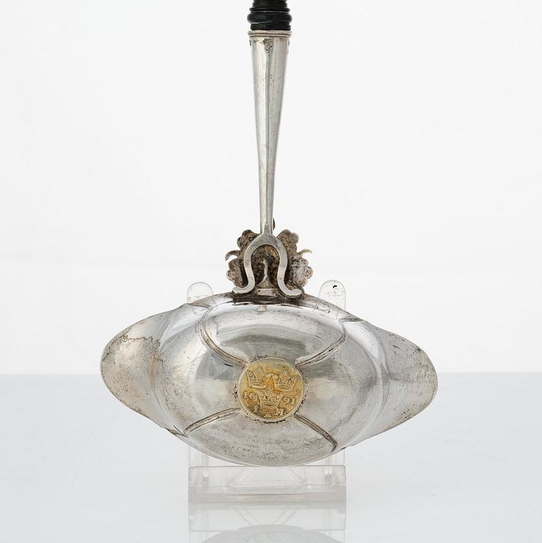 A Swedish 18th century parcel-gilt punch-laddle, mark of Wilhelm Smedberg (Karlstad -1777-1810 (1812)).