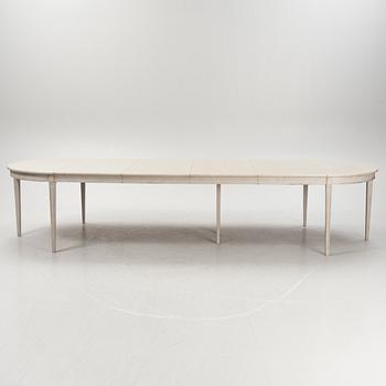A Gustavian style dining table, first half/mid 20th century.