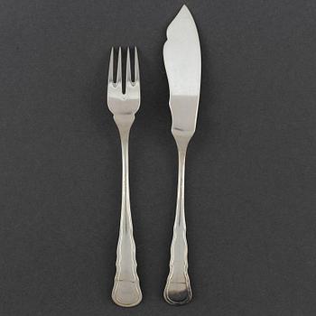 CG HALLBERG, 12 pieces of silver fish cutlery from Stockholm, 1930-1.
