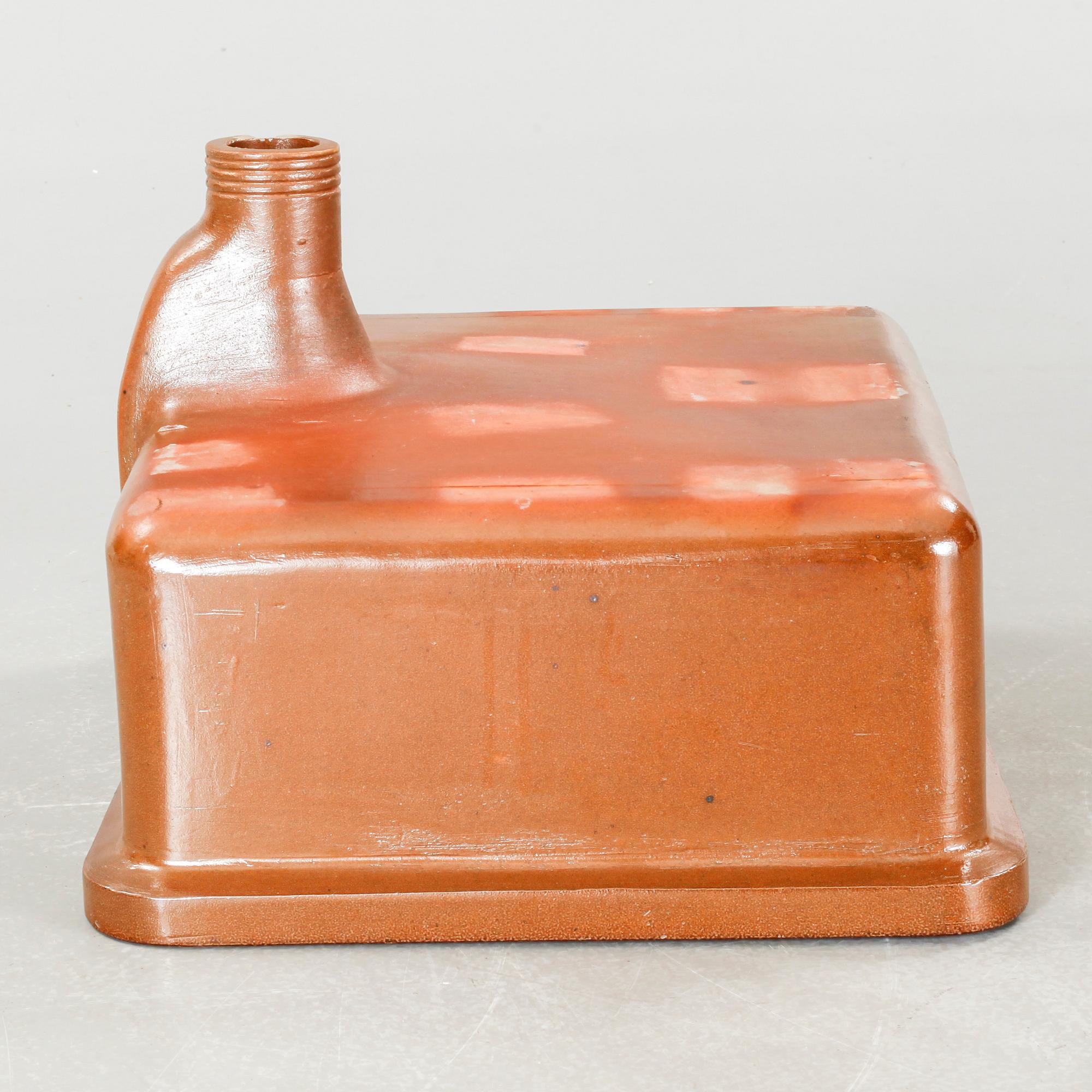 TVÄTTHO/HANDFAT, saltglaserat stengods, "V50", Höganäs, 1900-talets första hälft.