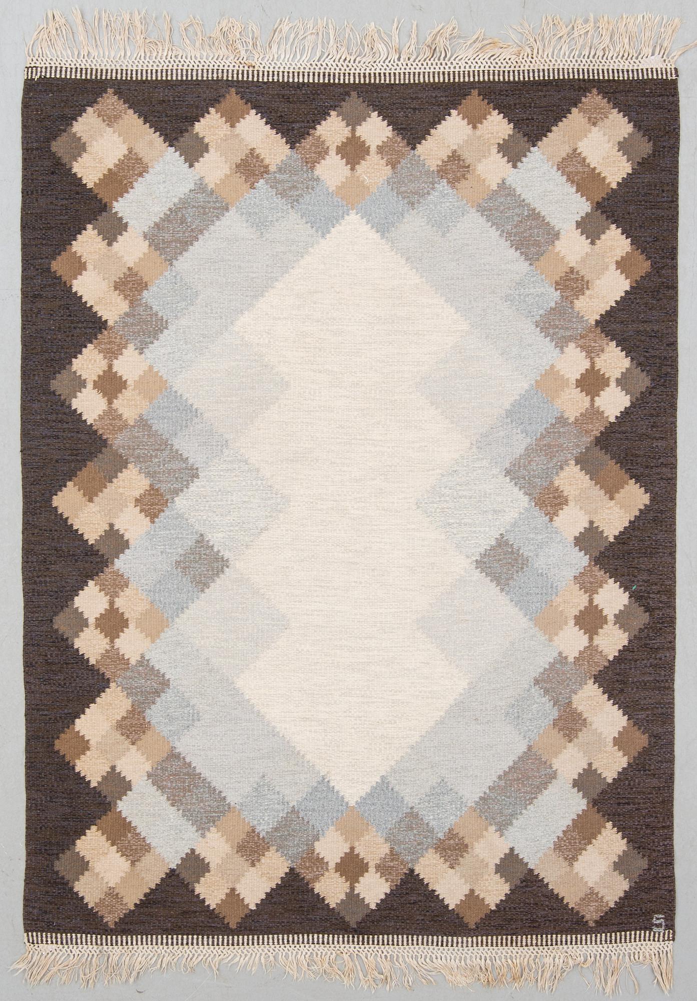 MATTA, rölakan, signerad S, ca 228 x 166 cm.
