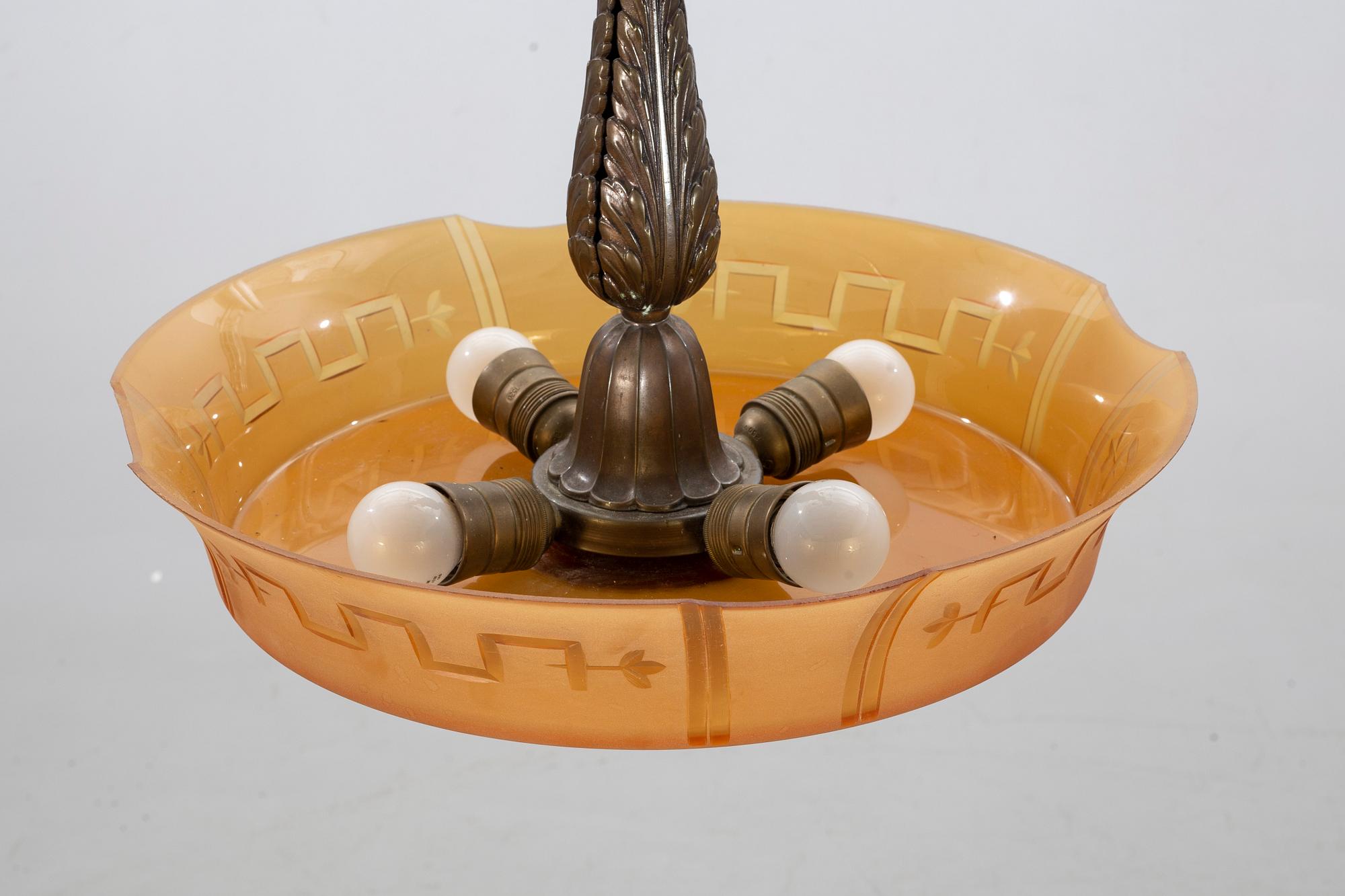 PENDANT, first half of the 20th century.