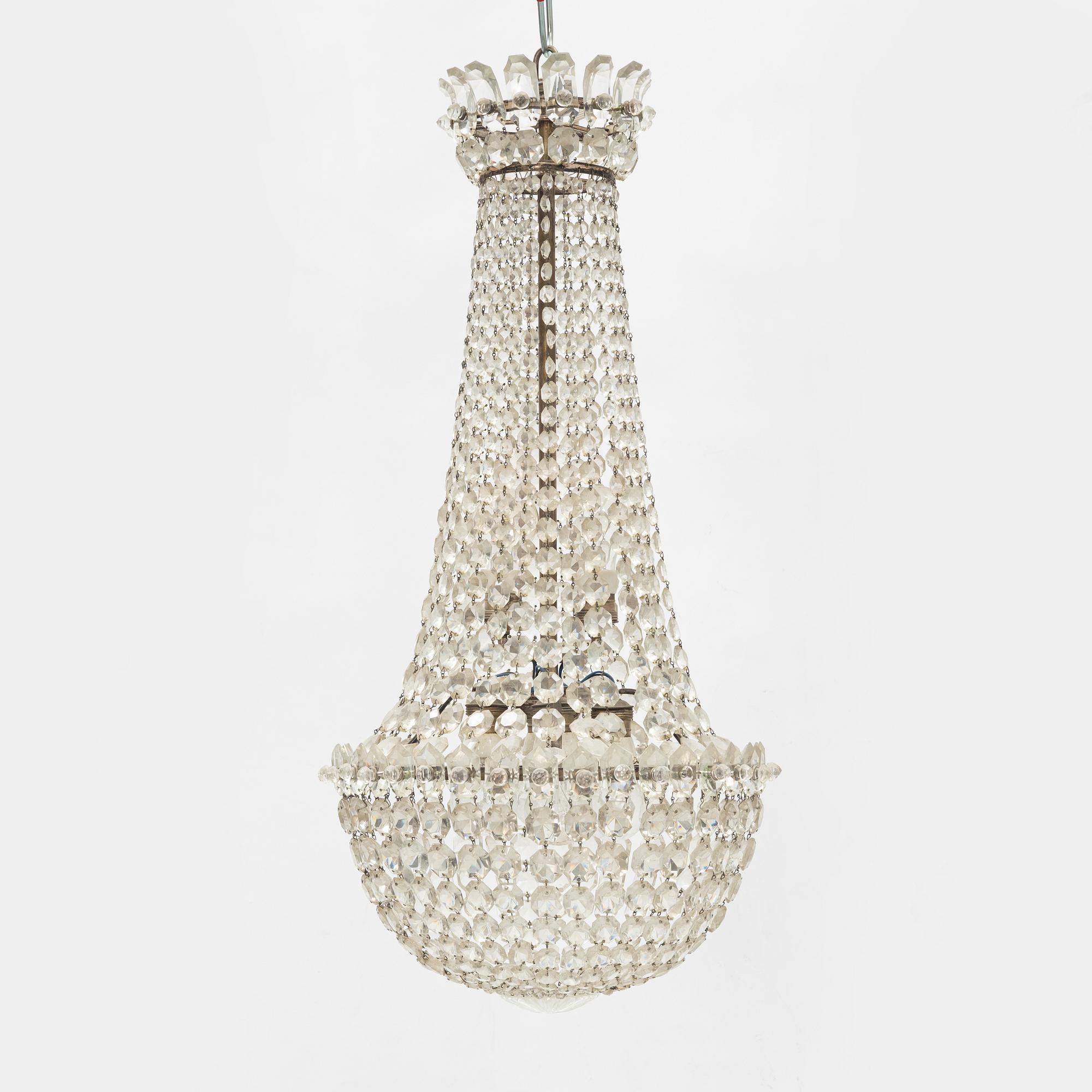 A chandelier, early 20th Century.