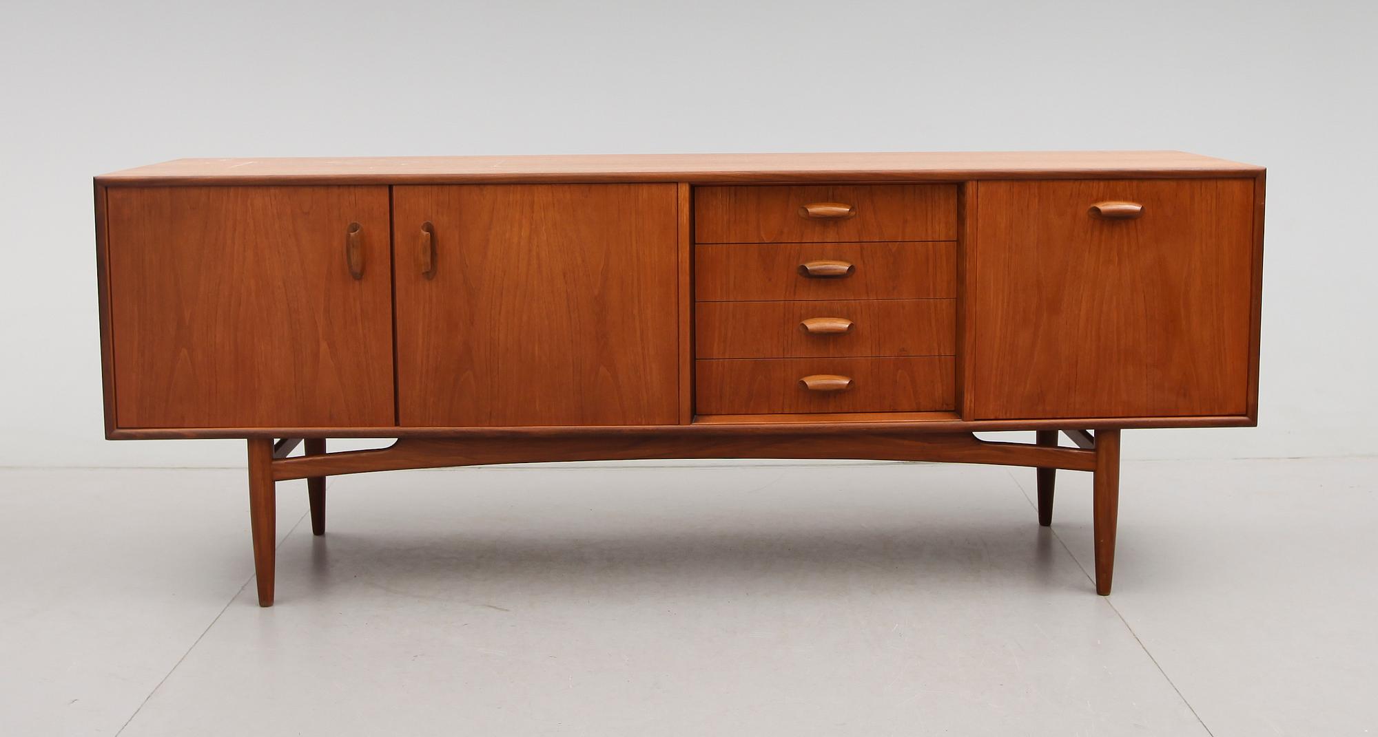 SIDEBOARD, G-plan, England, 1900-talets andra hälft.