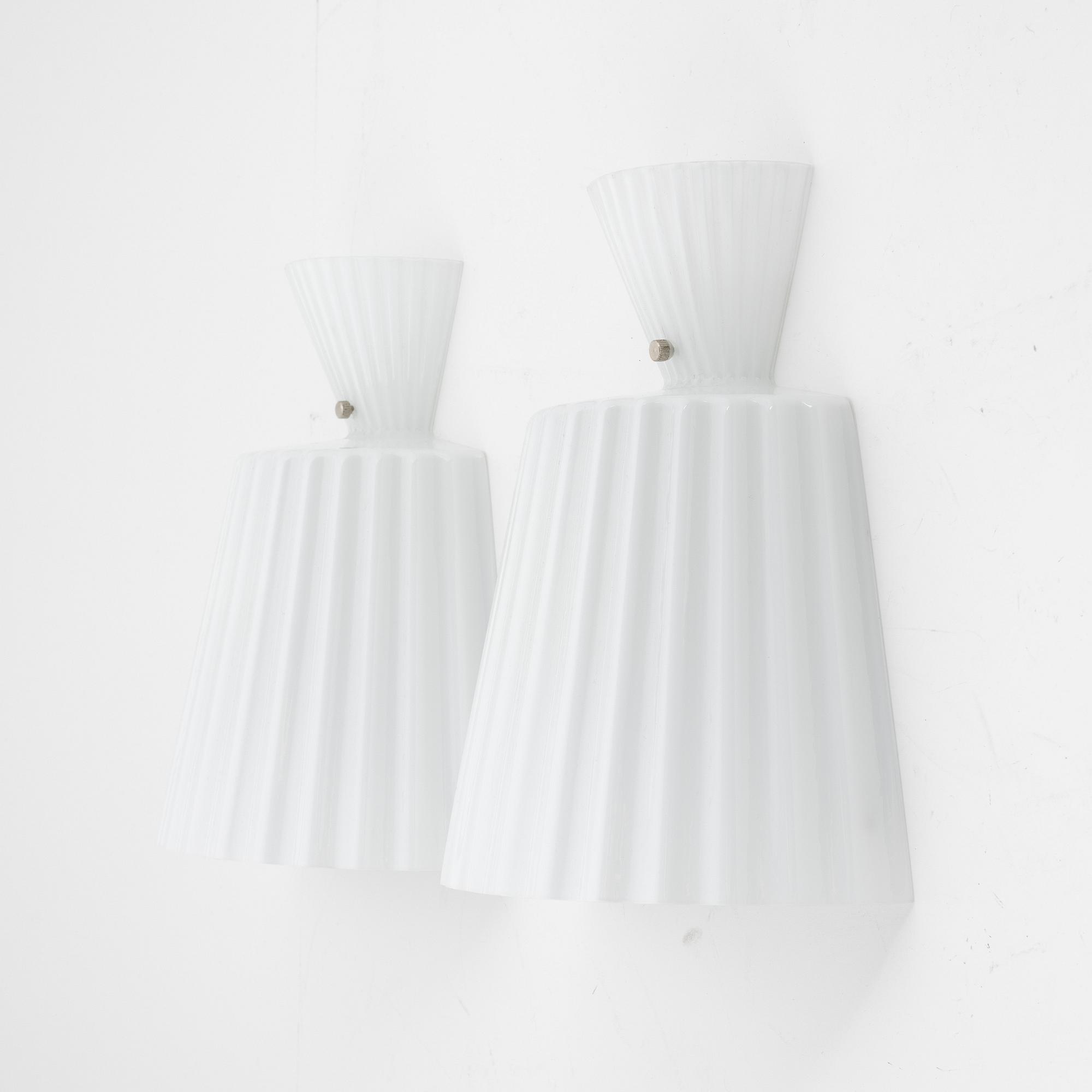 Thomas Sandell, a pair of 'Katerina', wall lights, Leucos, 21st Century.