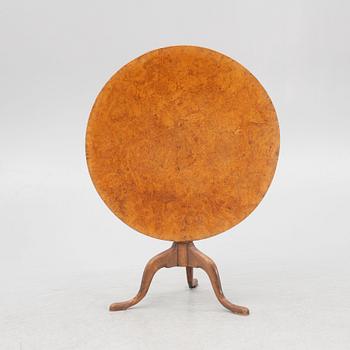 A tilt-top table by Jacob Sjöin ( Köping and Kungsör 1767-1785).