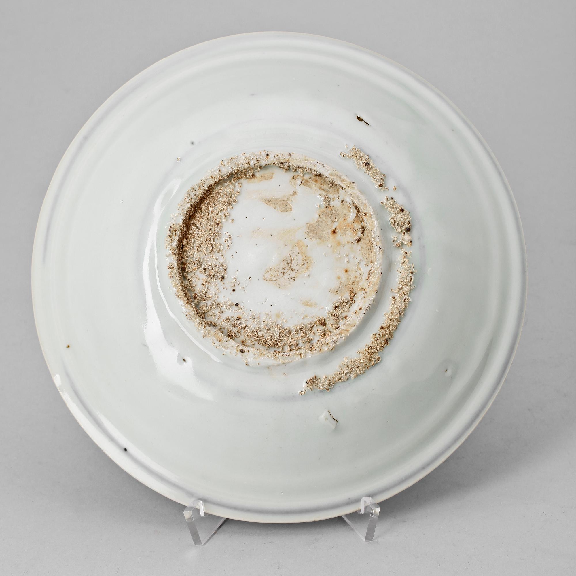 ASSIETTE, porslin. Kina, Ming-stil, 1800-tal.
