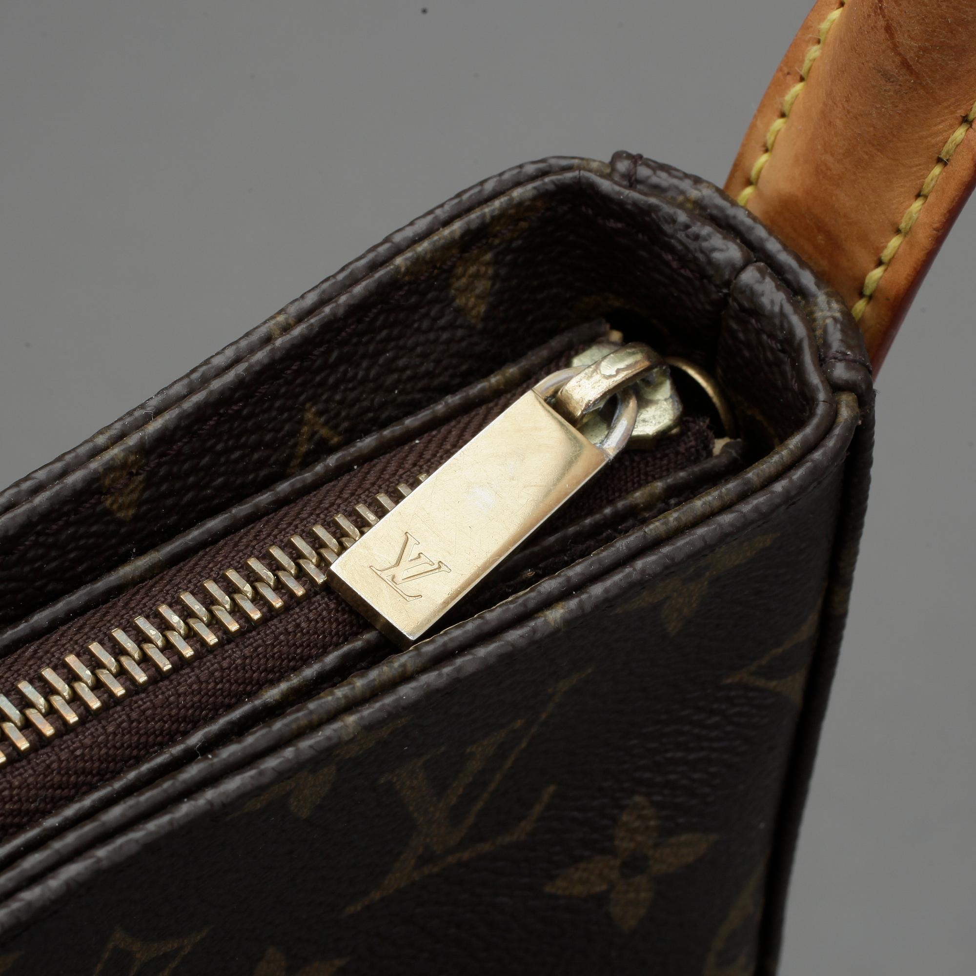 VÄSKA, Louis Vuitton, "Looping".