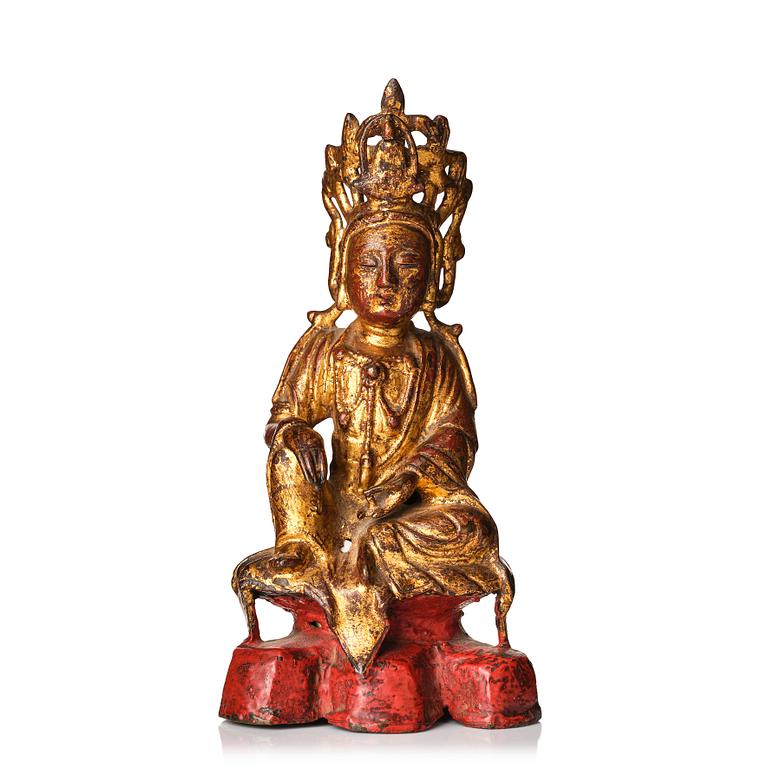 A gilded and lacquered bronze fiugre of Guanyin/Avalokitesvara, Ming dynasty (1368-1644).