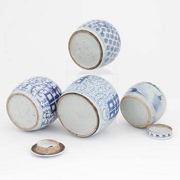 A group of four Chinese blue and white jars, late 19th Century/early 20th Century.