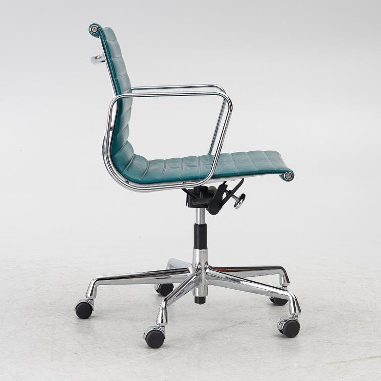 Charles & Ray Eames, skrivbordsstol, modell EA 117, Vitra,