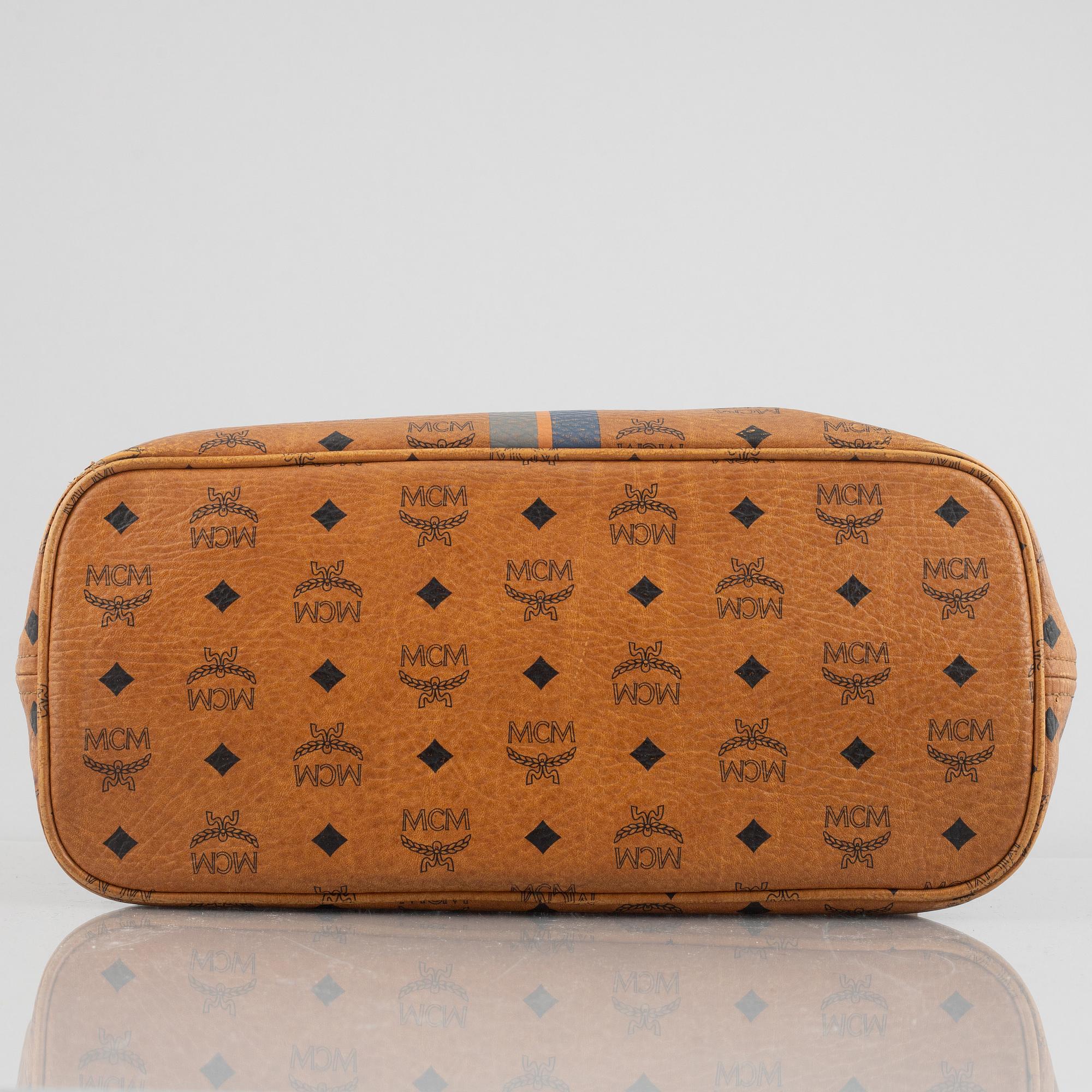 MCM, bag.