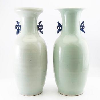 Two Chinese blue and white 'antiques and precious objects' vases, 20th century.
