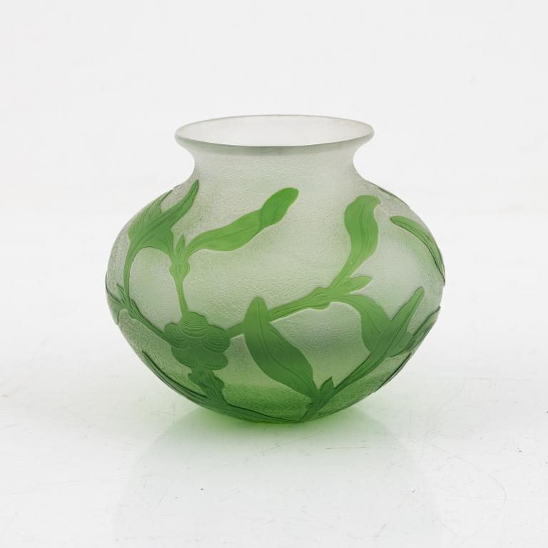 Karl Lindeberg, an Art Nouveau cameo glass vase, Kosta, Sweden, early 20th Century.