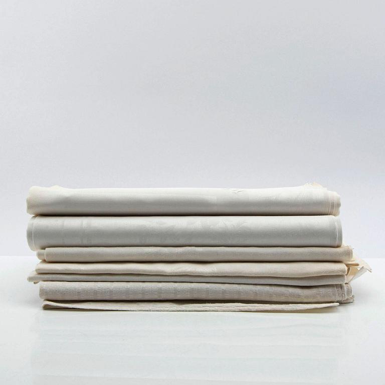 Tablecloths 5 pcs linen/damask first half of the 20th century.
