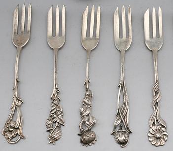 BESTICK, 41 delar, silver, olika modeller, svenska stämplar 1950-60-tal. Vikt ca 580 gram.
