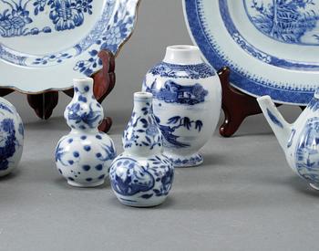 PARTI PORSLIN, 8 delar, Kina, 1700- och 1800-tal.