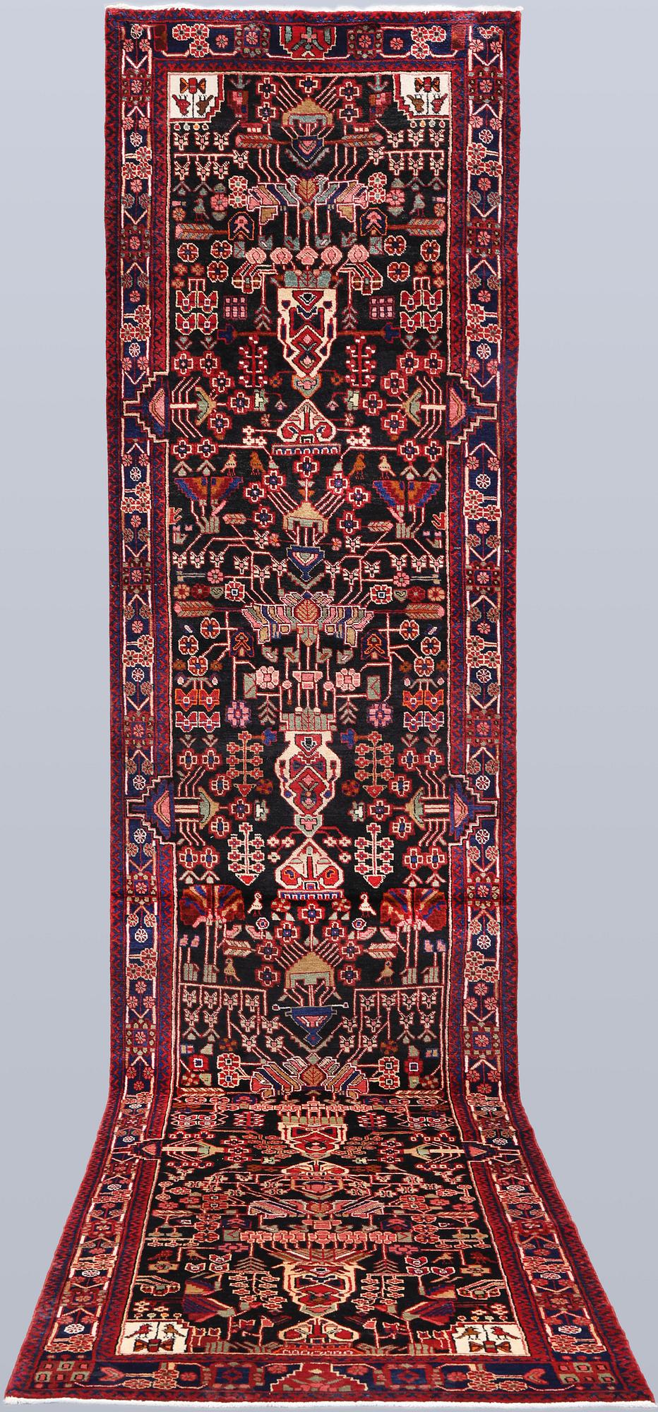Gallerimatta, Hamadan, ca 480 x 107 cm.