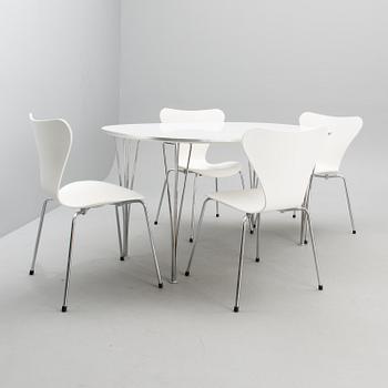 A "Superellips" table and four "Sjuan" chairs, manufacturer's labels, Fritz Hansen, Denmark.