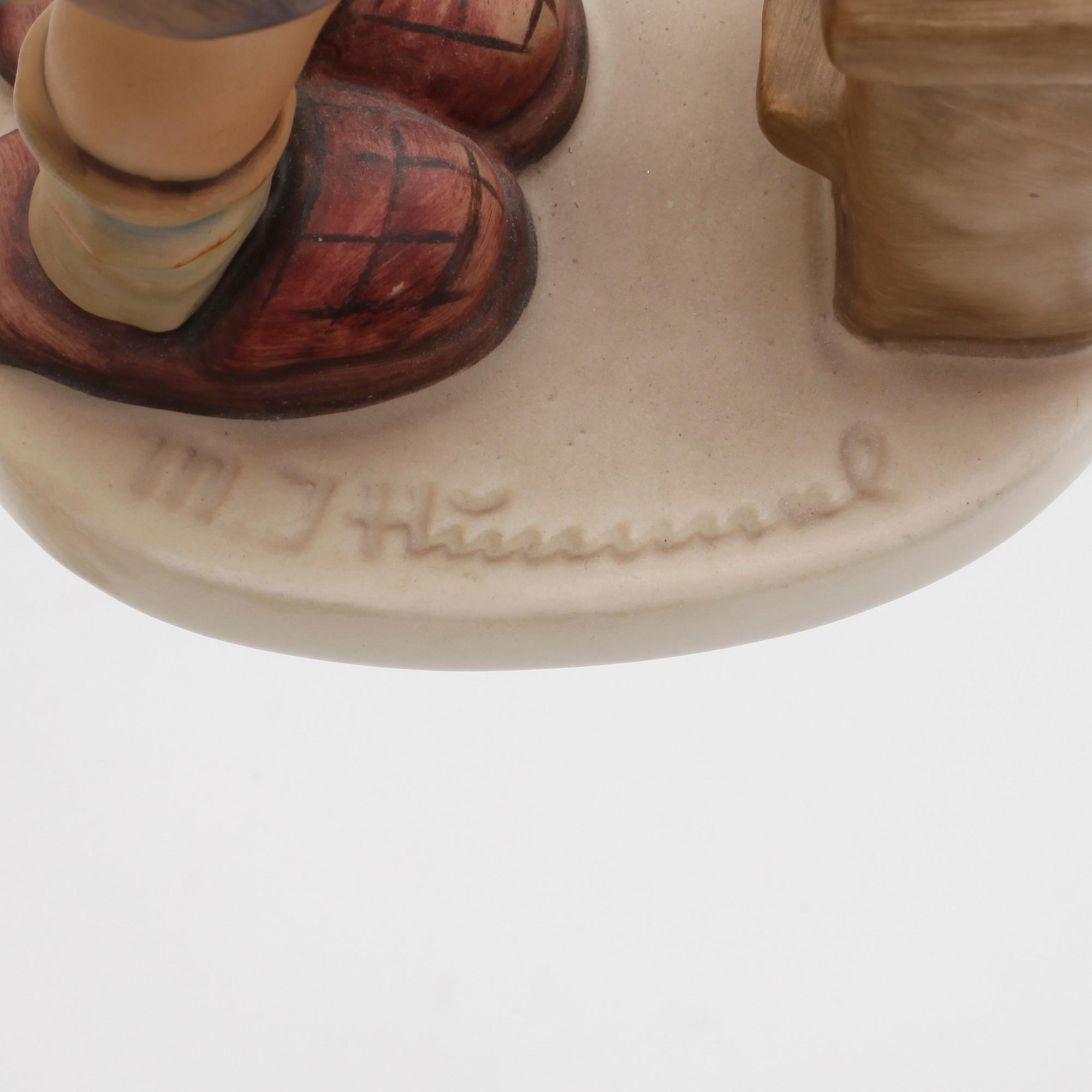 FIGURINER, 5 st, porslin, MJ Hummel, Goebel, 1900-tal.