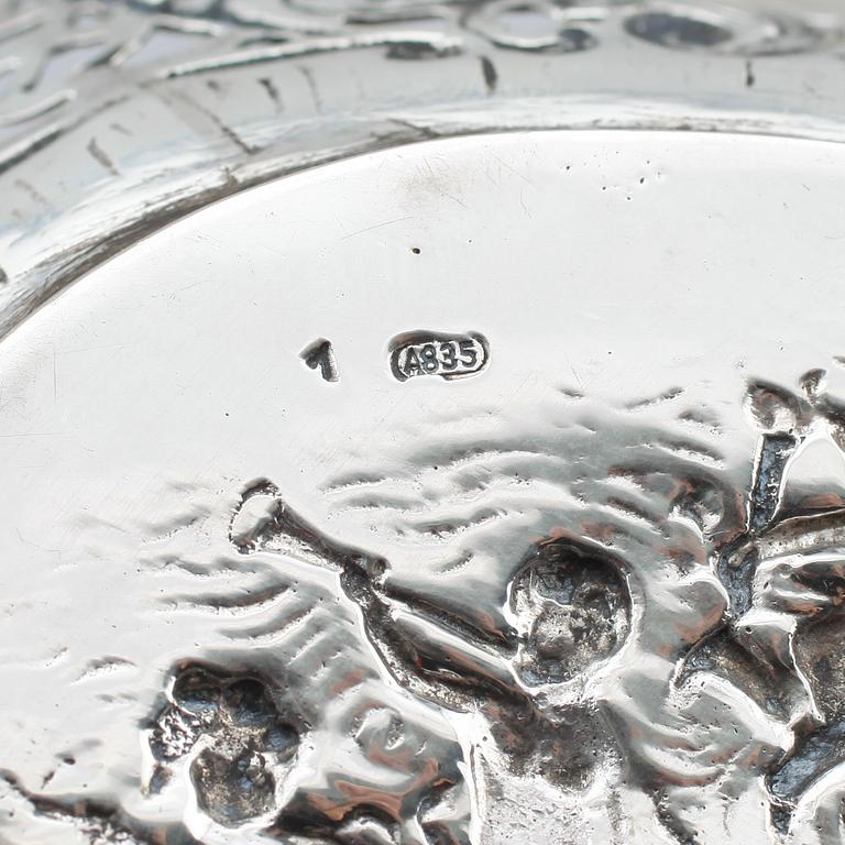 SKÅL, silver 835, rokokostil, 1900-talets första hälft. Vikt ca 187 g.