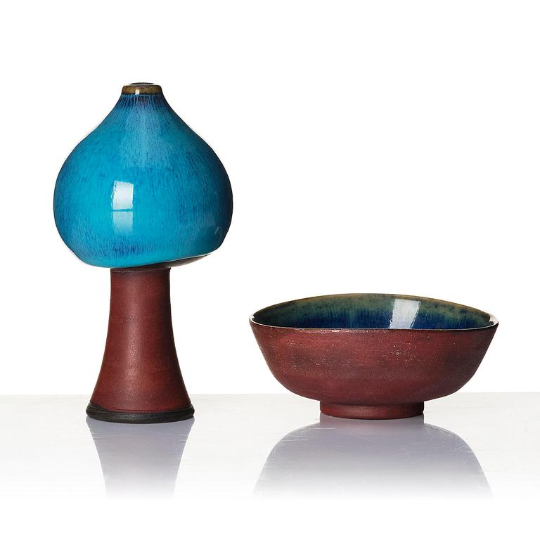 Wilhelm Kåge, a set of 4 "Farsta Spirea" stoneware vases and a bowl, Gustavsberg Studio, Sweden, 1950s.